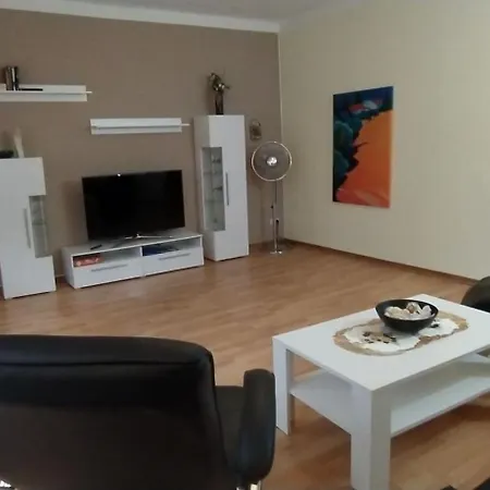 Appartement Ferienwohnung 2 Mit Eigener Terrasse Apartment *